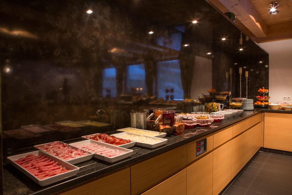 Hotel Rezia La Villa (Trentino Alto Adige)