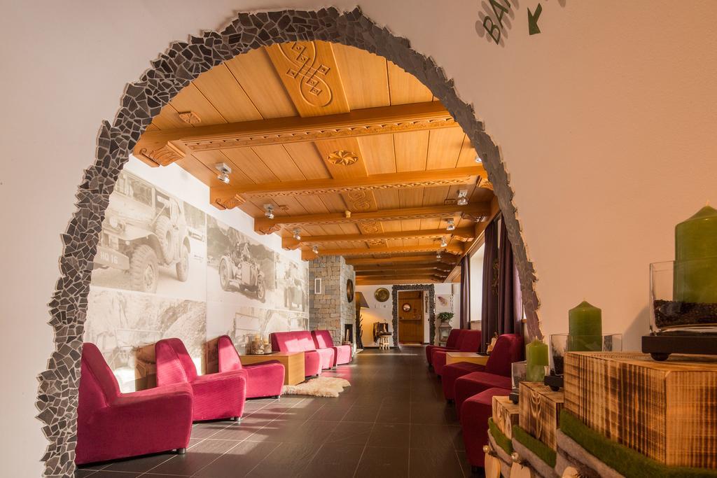 Hotel Rezia La Villa (Trentino Alto Adige)